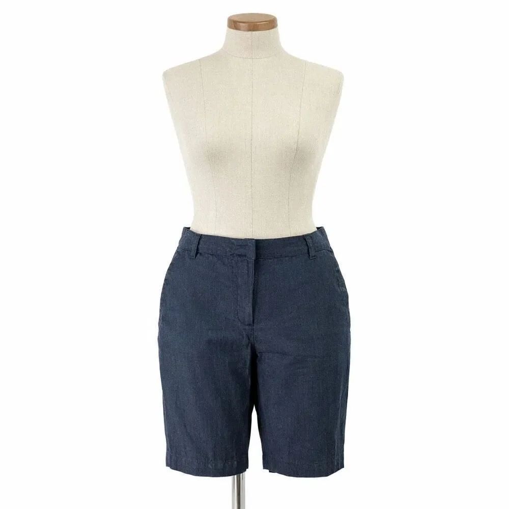 Ann Taylor Signature Size 12 Bermuda Shorts Minimalist Casual Chic Tailored Navy